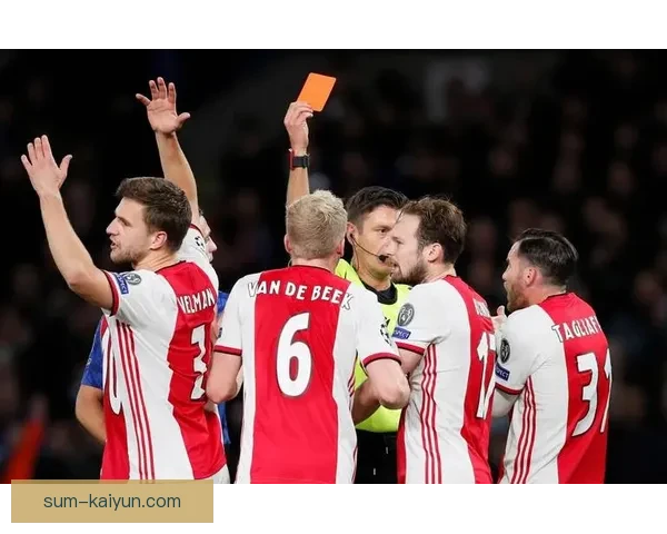 埃因霍温阵容深度分析：球队竞争力增强，表现稳健期待未来赛事表现