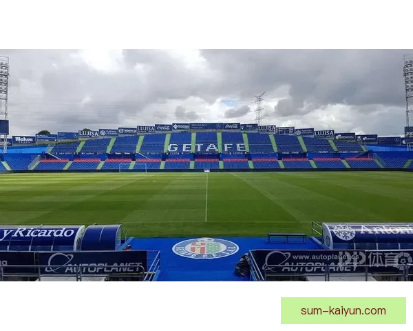 西甲RCDE球场迎来新赛季，主场表现备受期待