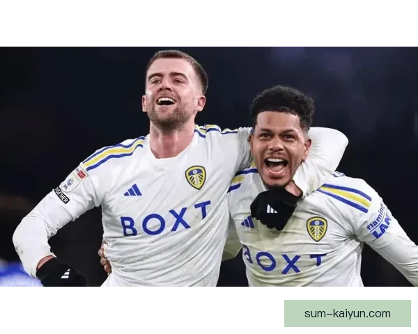 利兹联球员近期表现稳健，状态回暖值得关注